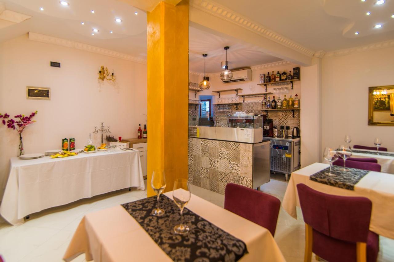 Bella Natka Bed And Breakfast Rovinj Exterior photo