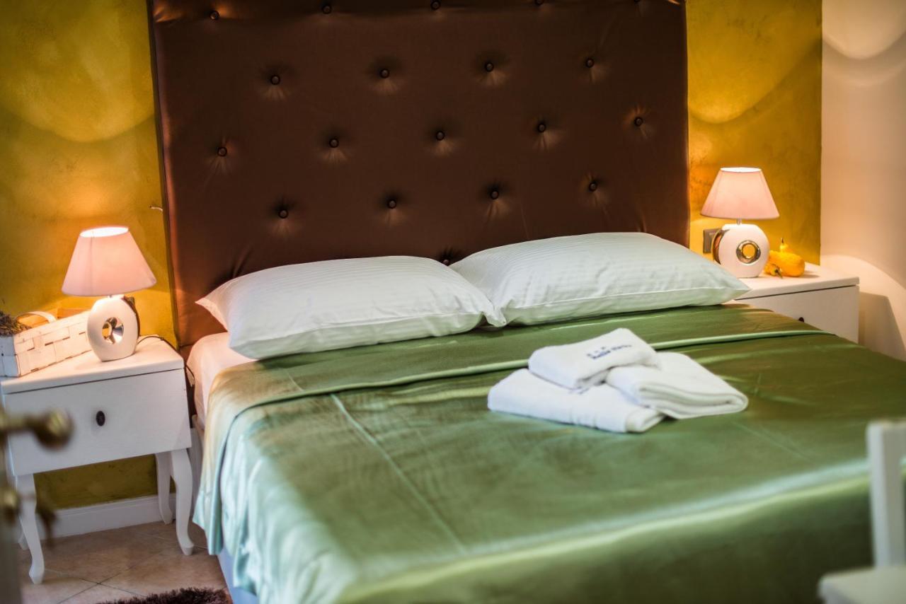 Bella Natka Bed And Breakfast Rovinj Exterior photo